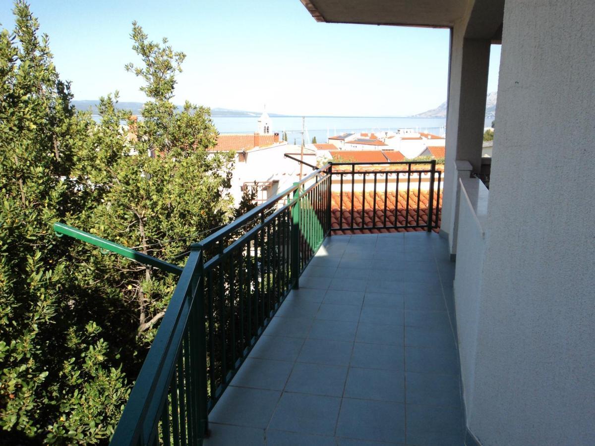 Rooms Tia Baška Voda エクステリア 写真