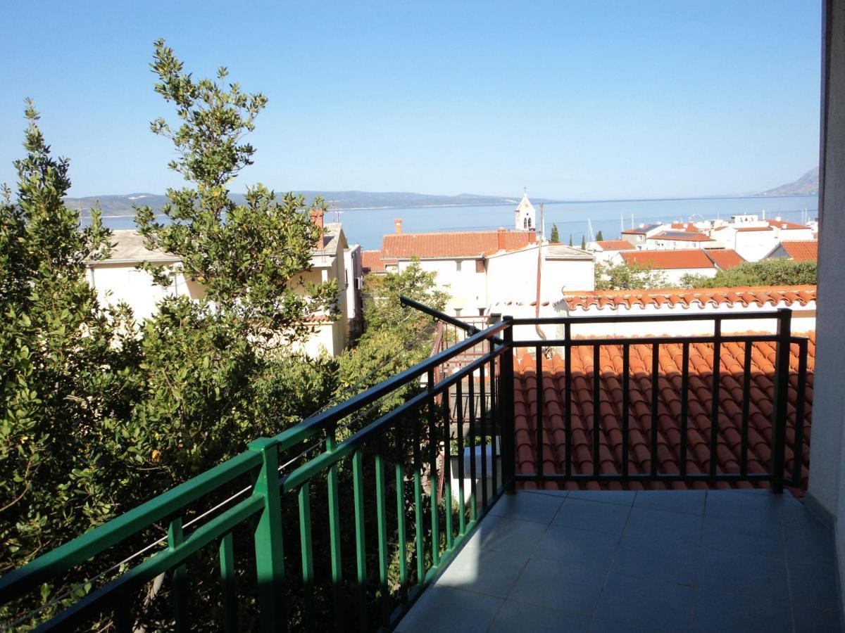 Rooms Tia Baška Voda エクステリア 写真