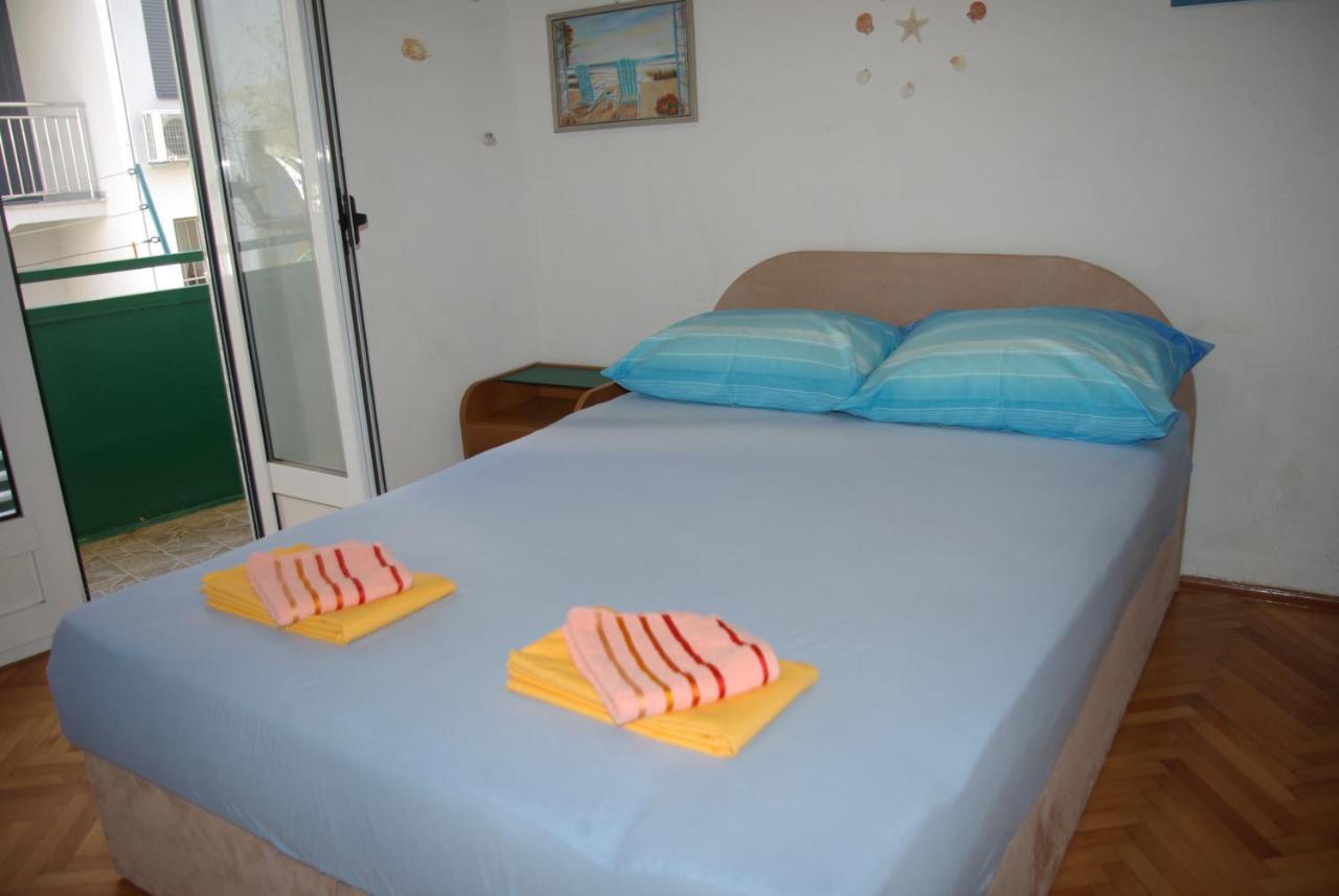 Rooms Tia Baška Voda エクステリア 写真