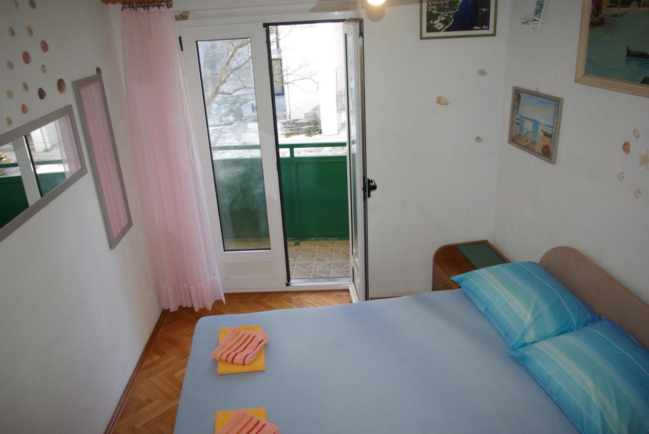 Rooms Tia Baška Voda エクステリア 写真