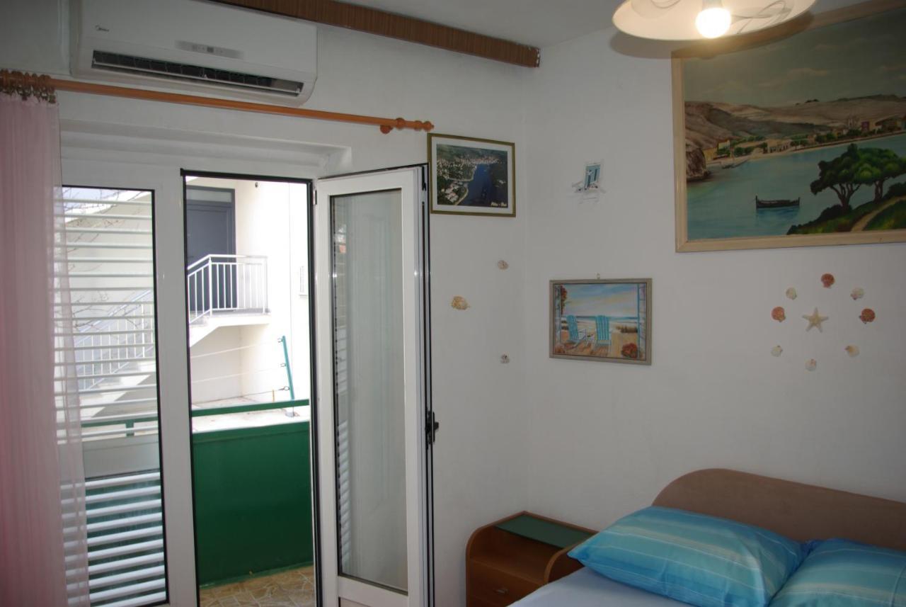 Rooms Tia Baška Voda エクステリア 写真
