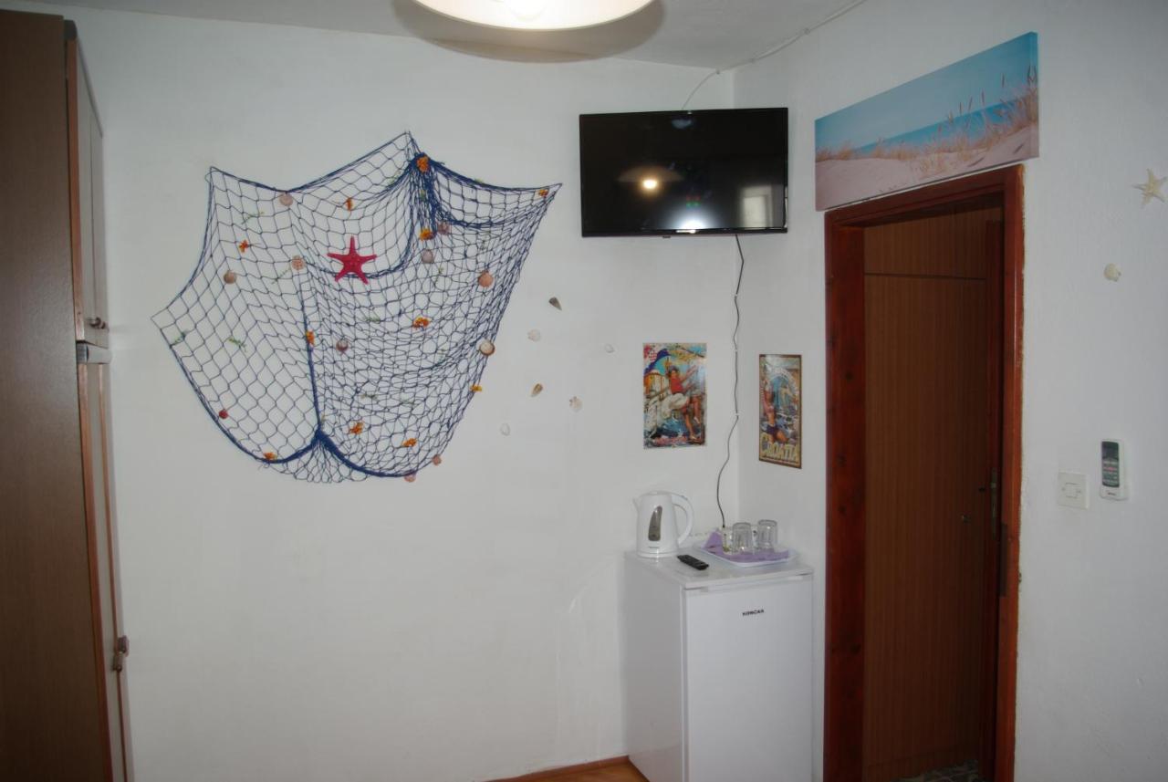 Rooms Tia Baška Voda エクステリア 写真