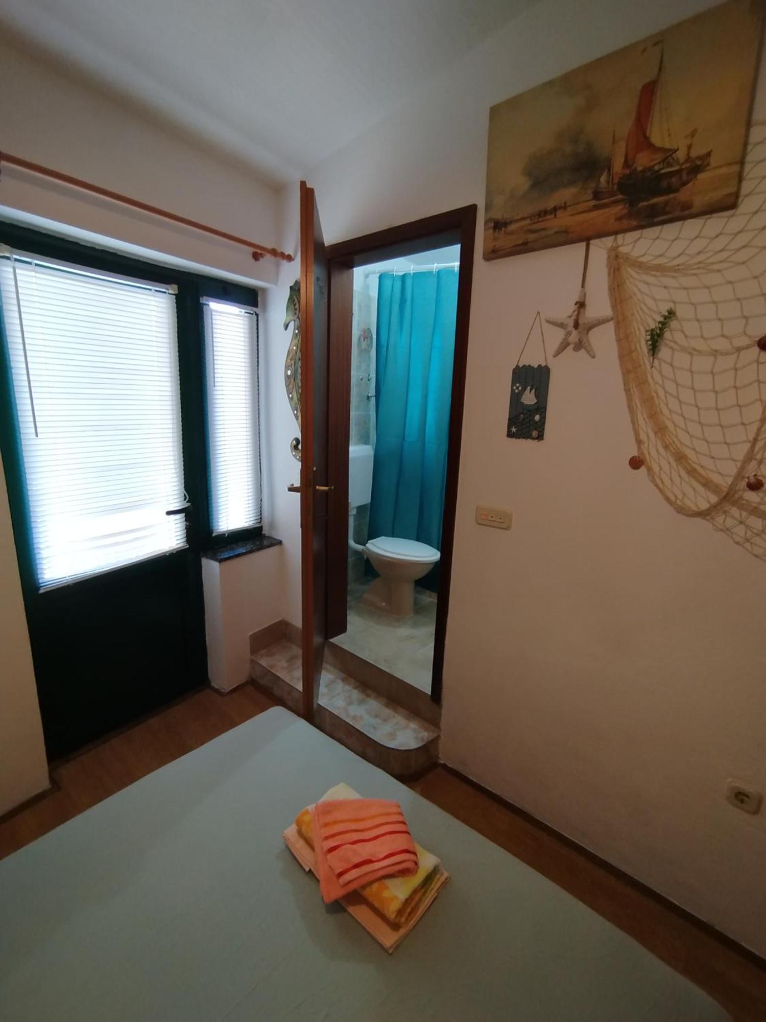 Rooms Tia Baška Voda 部屋 写真