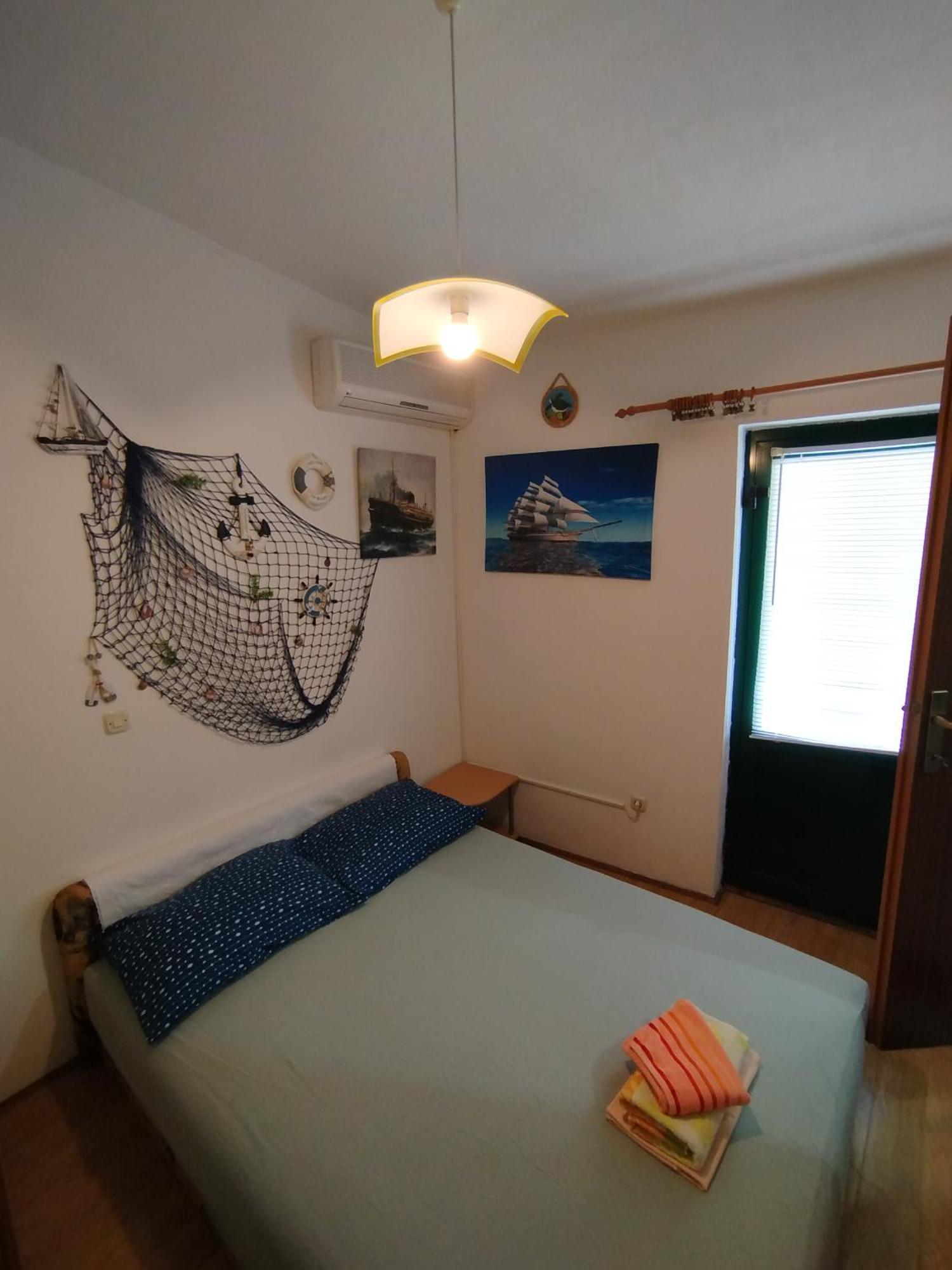 Rooms Tia Baška Voda エクステリア 写真